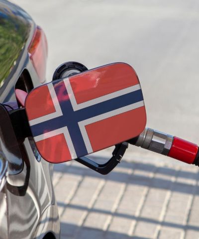 Home 18 La Norvegia ha raggiunto il 95% di auto elettriche: ecco come