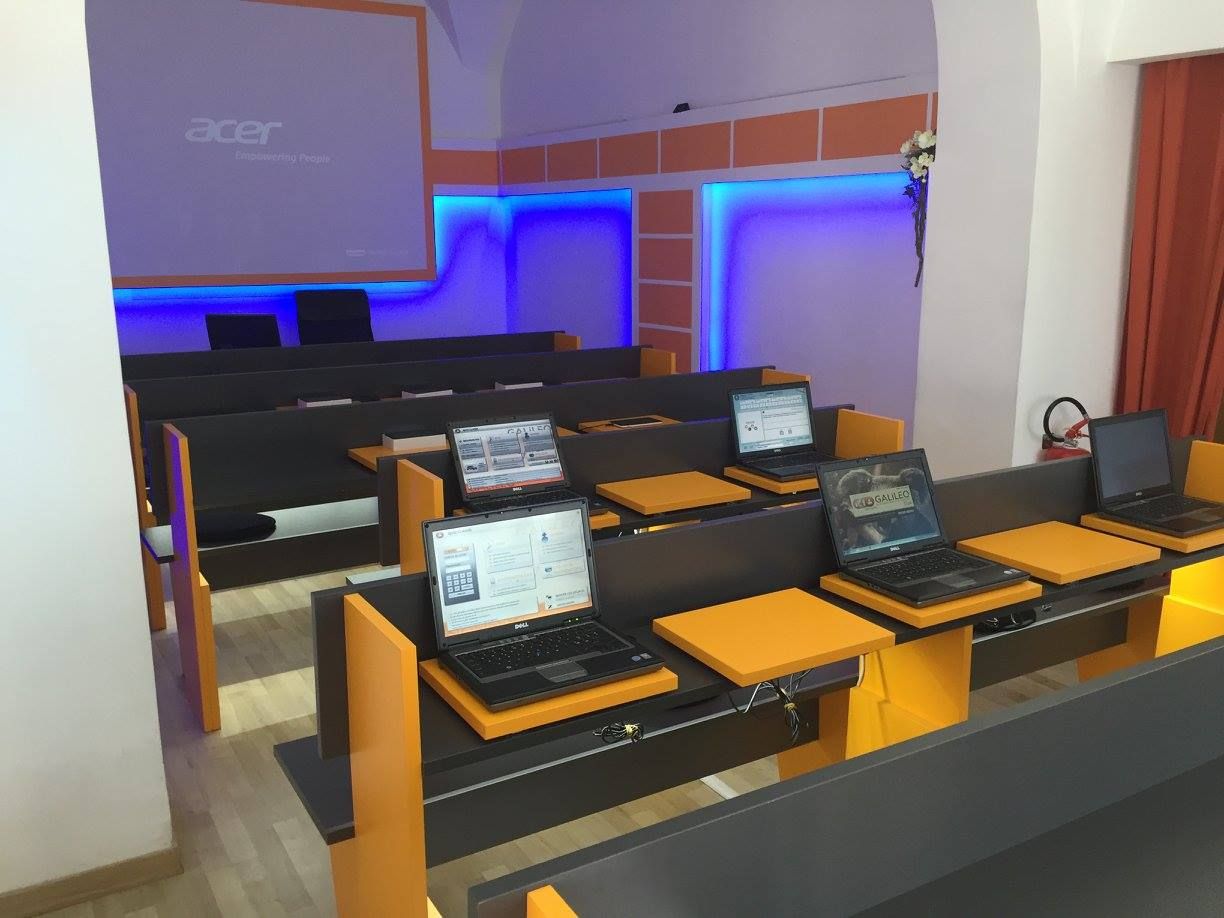 autoscuole orlandi sede01 16861ea6