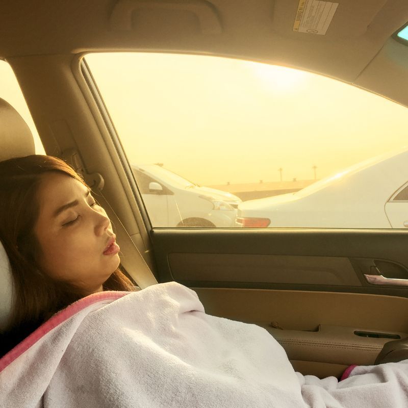 Dormire in auto: si può fare?