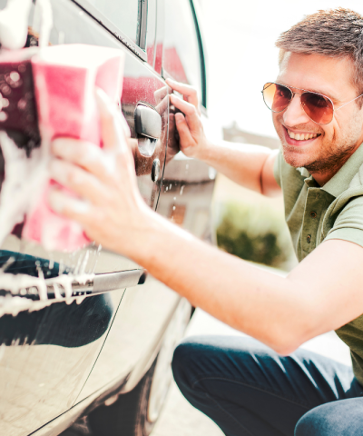 Lavaggio auto fai da te: qualche consiglio