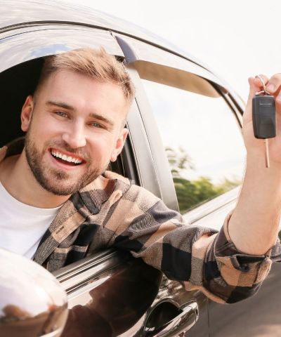 Francia: patente a 17 anni