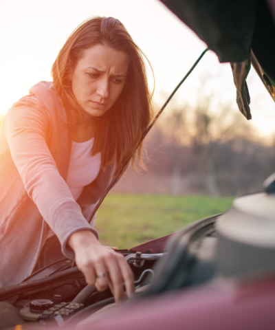 Batteria auto: perché si scarica