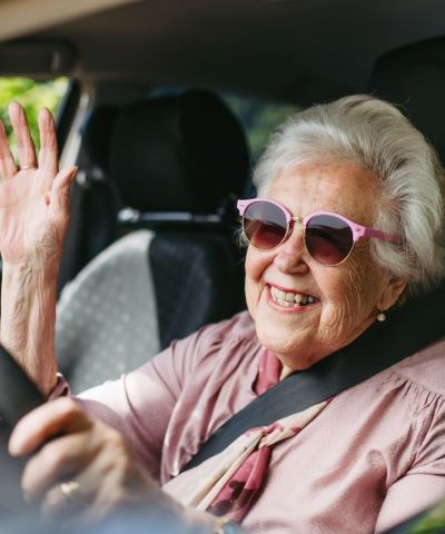 Rinnovo patente over 80: è diventato un problema?