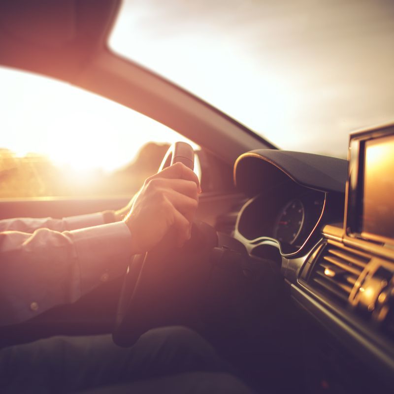 Come proteggere l’auto dal sole estivo