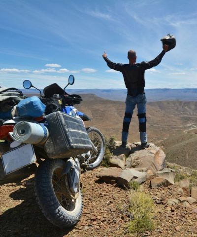 5 indumenti indispensabili per guidare la moto